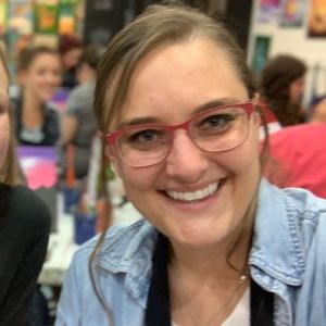 Meet your Posher, Stephanie